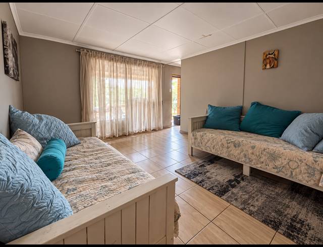 4 BEDROOM HOUSE FOR SALE IN KOOKRUS